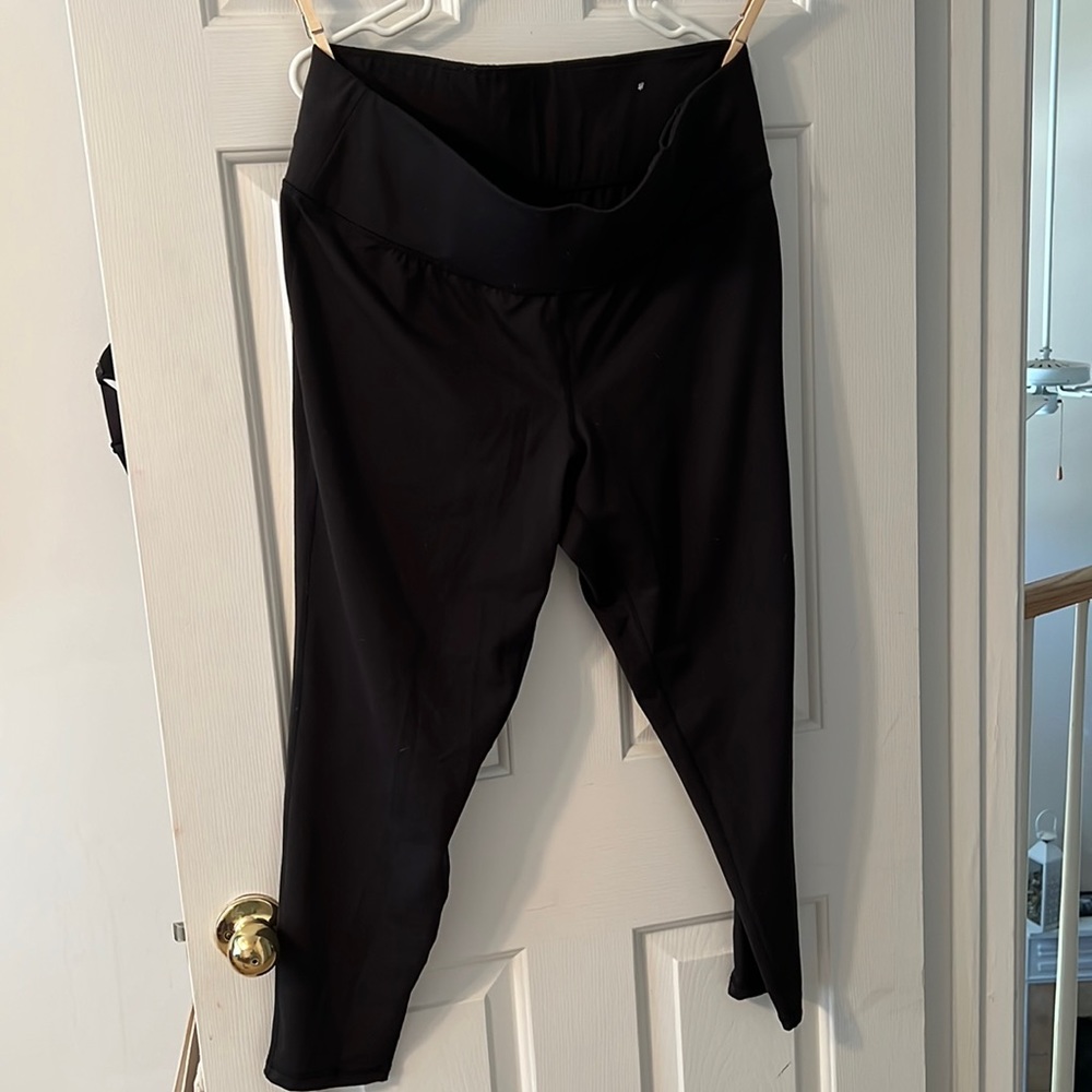 LIVI Black Leggings
